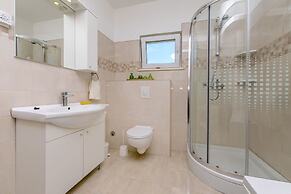 House Aria