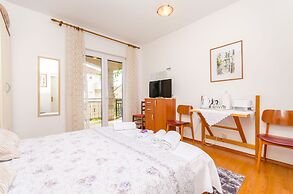 Apartments Emmas Studio