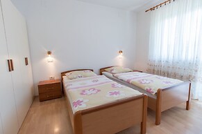 Apartments Vesna