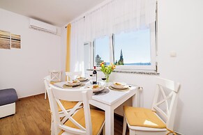 Apartments Iva