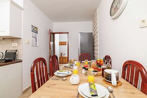 Apartments Iva