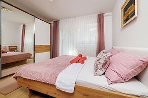 Apartments Iva