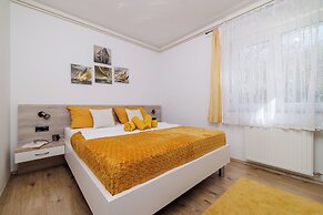 Apartments Iva