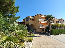 Apartments and Room Boris