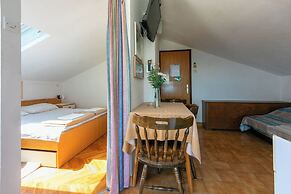 Apartments Rozaria