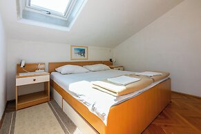Apartments Rozaria