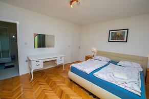 Apartments Neno