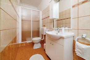 Apartments Ljubica