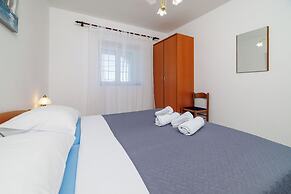 Apartments Marina