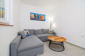 Apartments Marina