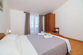 Apartments Marina