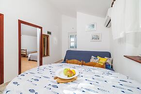 Apartments Marina