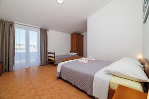 Apartments Marina