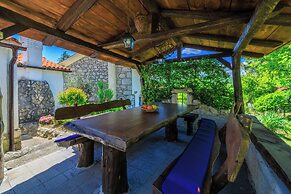Apartment Josip