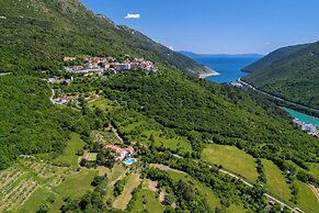 Apartment Josip