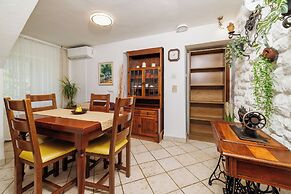 Apartment Josip