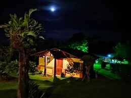 Los Gallitos Eco Lodge