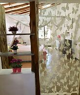 Tradewinds Lodge