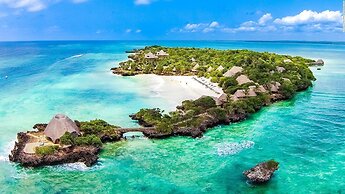 Tradewinds Lodge