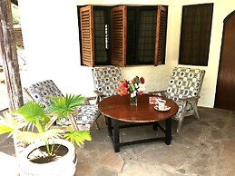 Tradewinds Lodge