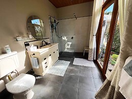 Stony Rise Cottage B&B