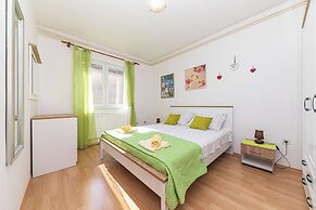 Apartment 3M