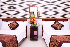 Cong Thuong Hotel
