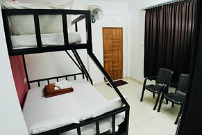 The Paddy Field Inn - Hostel