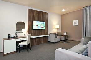 L'Hotel
