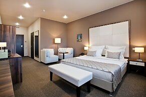 L'Hotel