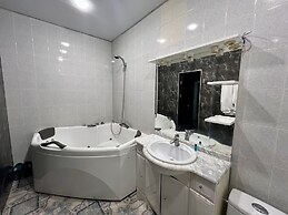 Castle Family Hotel