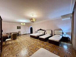 Castle Family Hotel