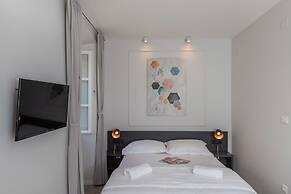 Apartments Urbis