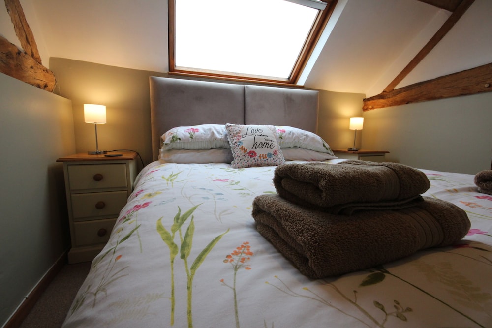 Whitley Elm Cottages