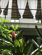 La Flor Casa Boutique