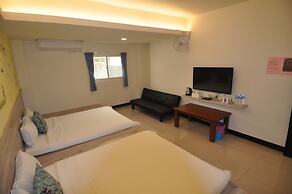 Han Yay Bay Hotel