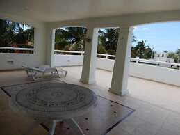 Castillo Nicte Villa