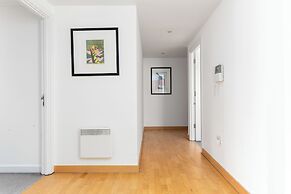 2 Bed Flat off Brick Lane