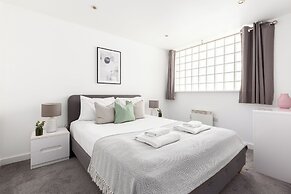 2 Bed Flat off Brick Lane