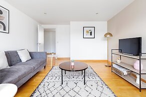 2 Bed Flat off Brick Lane