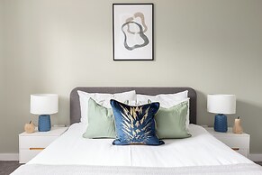 2 Bed Flat off Brick Lane