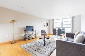 2 Bed Flat off Brick Lane