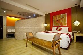 Golden Sea Inn