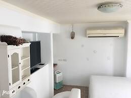 Peanut House