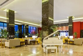 Porto Said Hotel & Spa