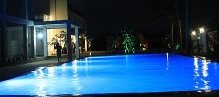 Amanda Beach Resort