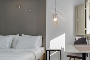 Symphony Suites