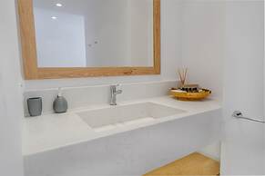 Symphony Suites