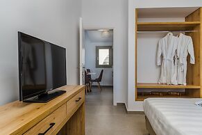Symphony Suites