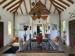Ol Bobongi House